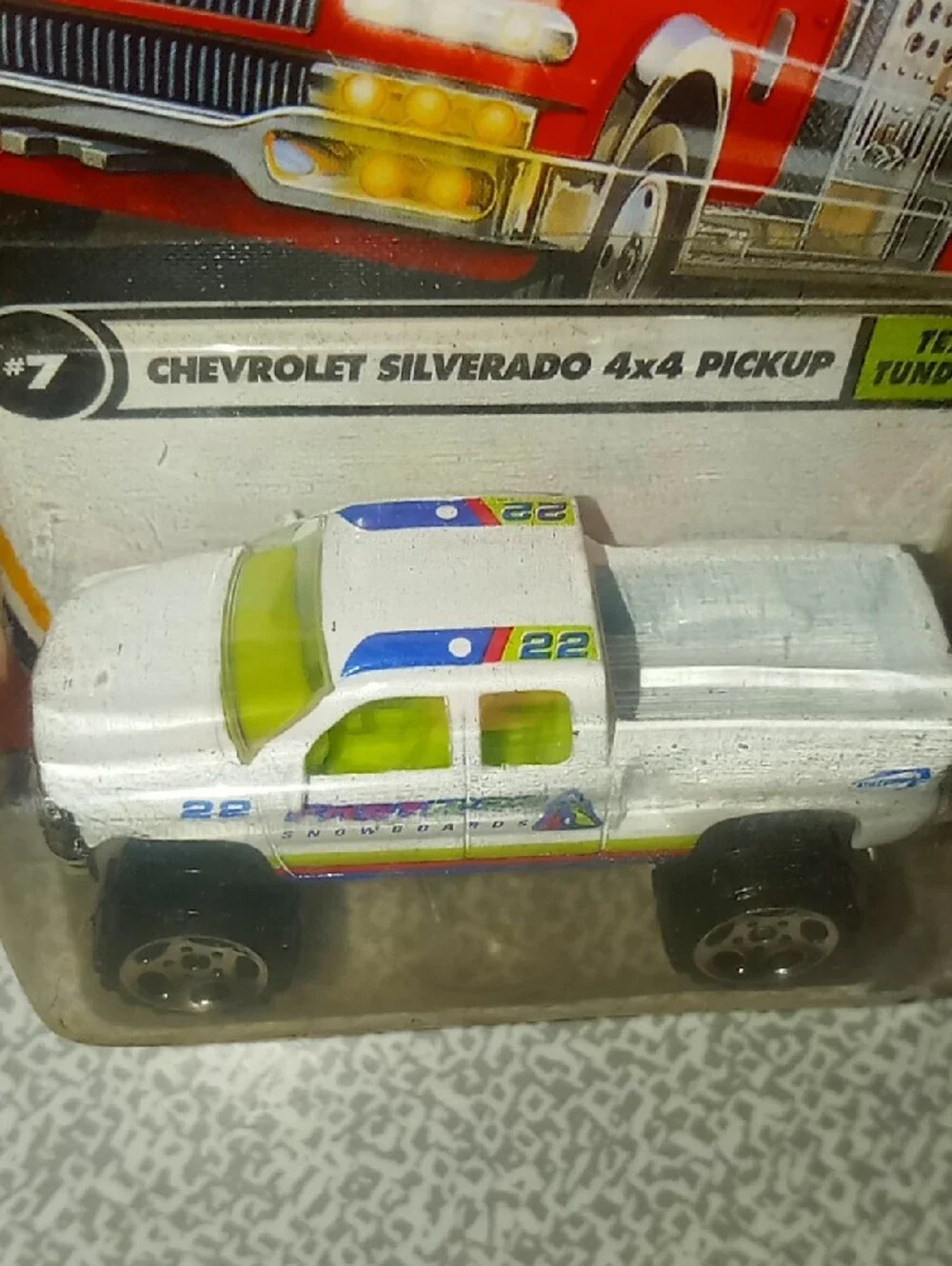 Mattel Wheels Matchbox #7 Chevy Silverado 4x4 Pickup Team Tundra Original Pack